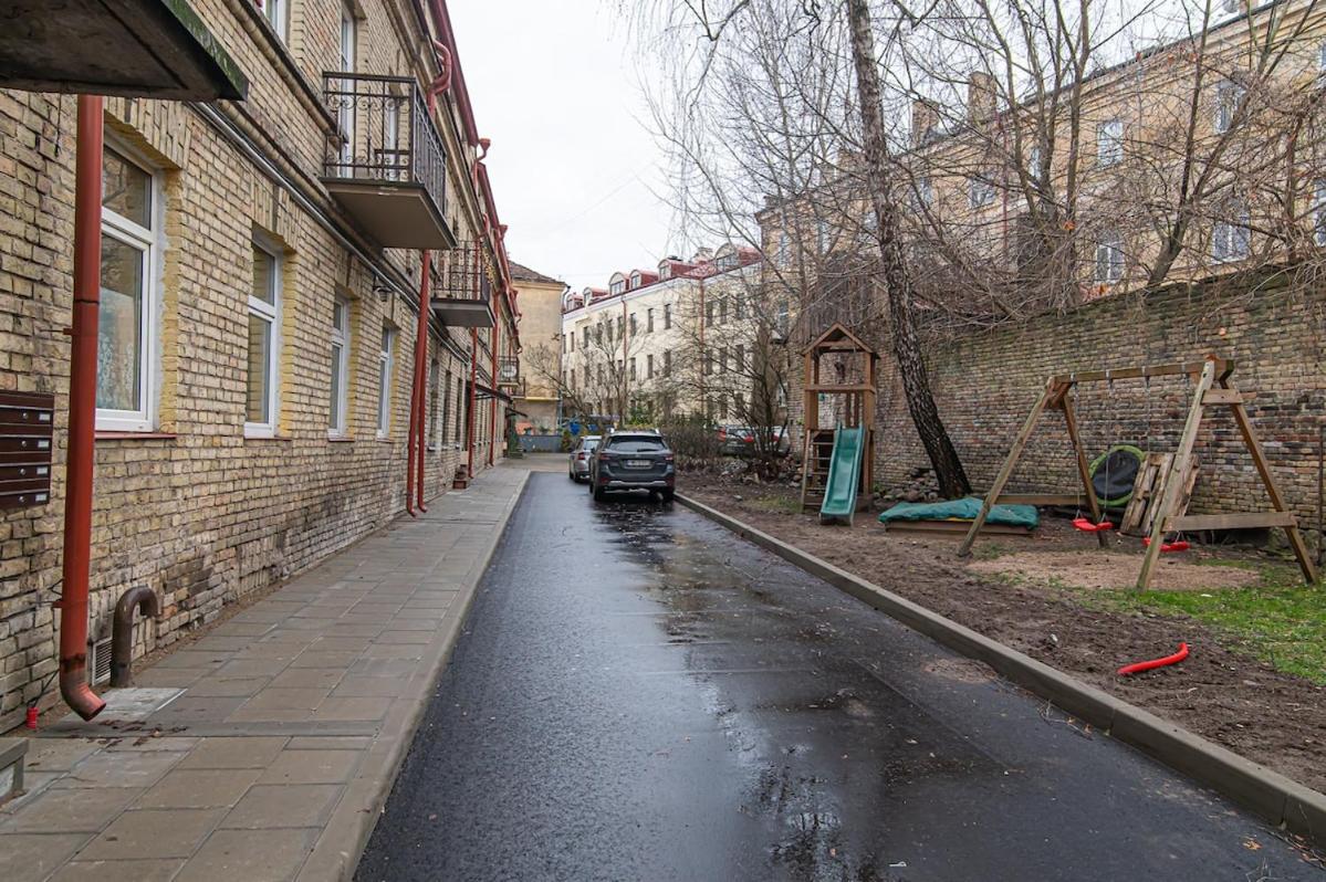 Butas Old Town On Quiet Private Street